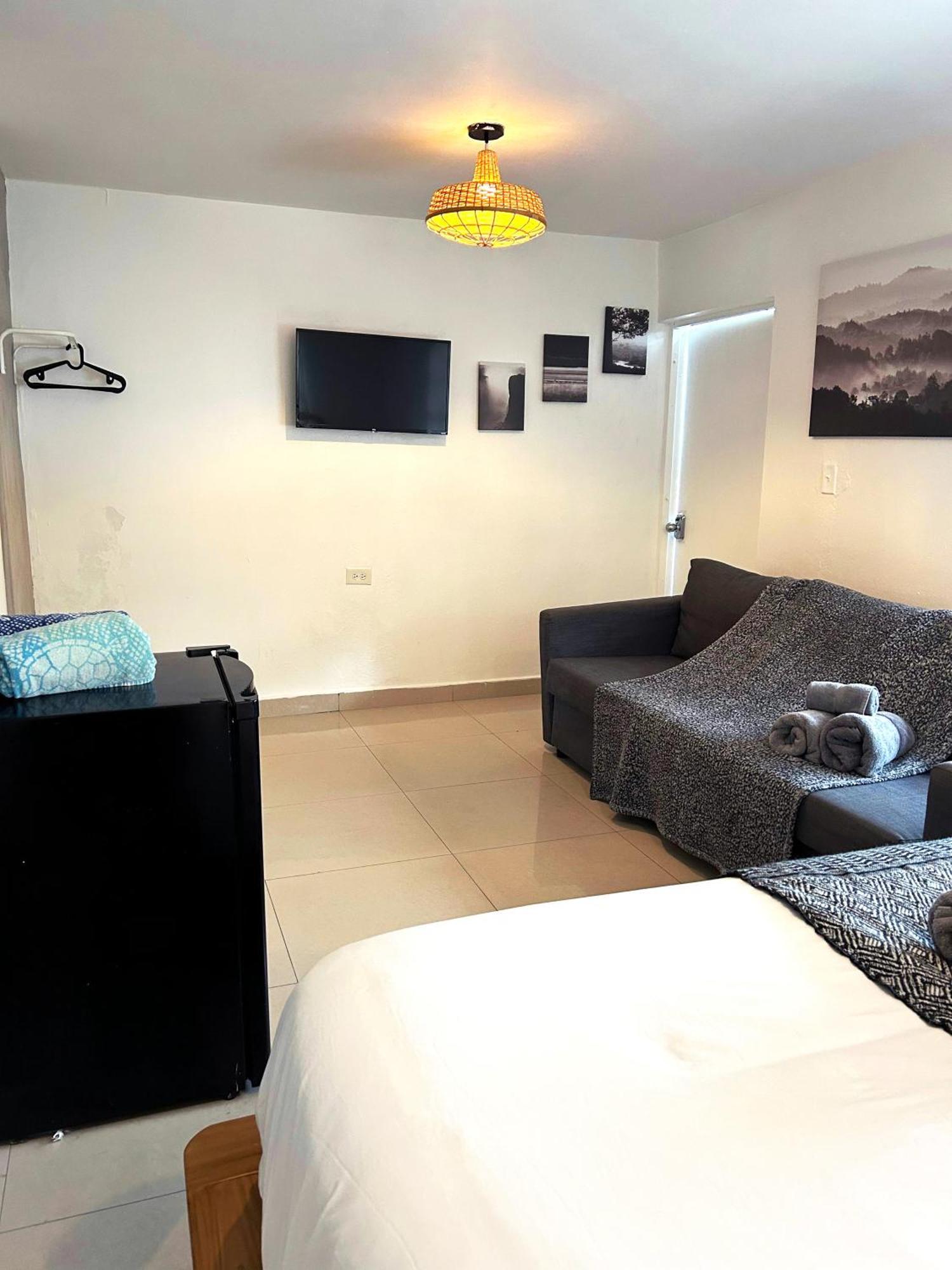 The Pelican Poshtel San Juan Eksteriør billede